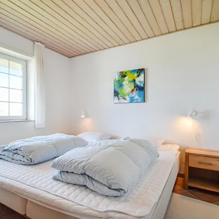 Lakolk Denmark Iv Romo